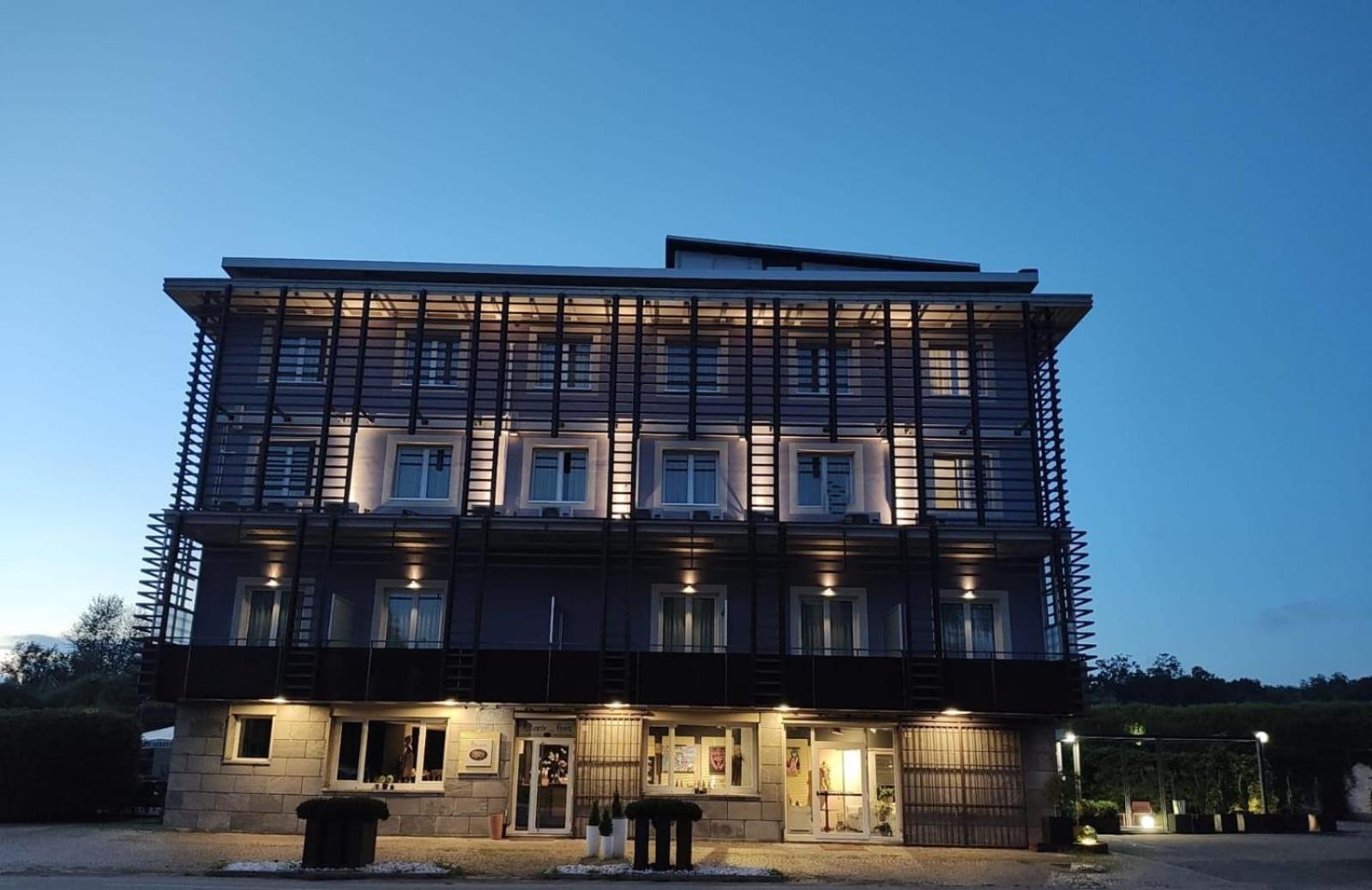 Hotel San Francesco Borgomanero Exteriör bild